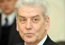 Slavinskim MK Atzinības raksts par mūža ieguldījumu izglītībā