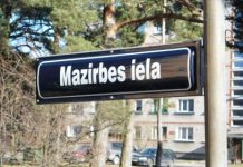 Atjaunos ielu nosaukumu plāksnītes