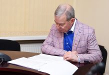 KNAB izvērtēs Ventspils brīvostas auto izmantošanu Lemberga vešanai uz tiesu Rīgā