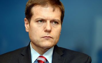 Eksperts: Godīgam nodokļu maksātājam Latvijā šobrīd ir grūti