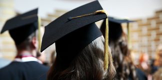 Tikai katrs sestais jaunietis pēc studijām ārzemēs plāno atgriezties Latvijā