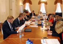 Koalīcija tuvu gala lēmuma pieņemšanai par nodokļu reformu