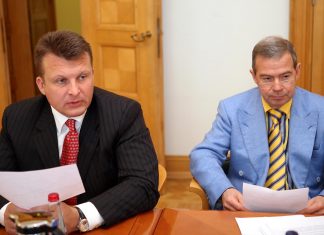 Sarunas liek apšaubīt lēmumu Šleseru un Lembergu nesaukt pie atbildības par tirgošanos ar ietekmi