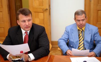 Sarunas liek apšaubīt lēmumu Šleseru un Lembergu nesaukt pie atbildības par tirgošanos ar ietekmi