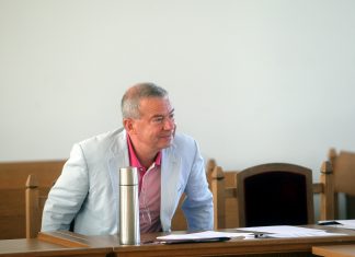 No “oligarhu sarunām” vislielākais cietējs būs ZZS; apšauba Lemberga lielo ietekmi