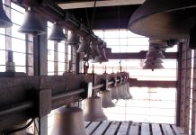 Tirgus laukuma pulkstenim restaurēti zvani