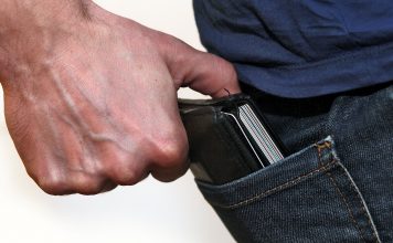 Uzņēmēji būs spiesti maksāt lielākas algas