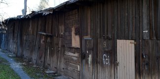 Divu dienu laikā Ventspils centrā apzog četrus šķūnīšus