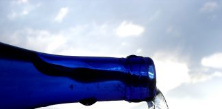 Ventspilī policija aiztur vairākus nepilngadīgus jauniešus alkohola reibumā