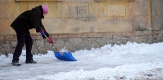 Sniega sega Ventspilī palielinājusies līdz 8 cm