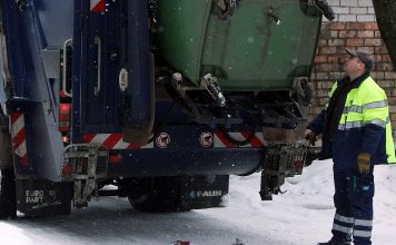 Uzzini, par cik un kādēļ kļūs dārgāka atkritumu izvešana?