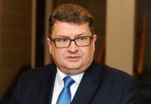 Komisijā Maizītim vienbalsīgs atbalsts atkārtotai apstiprināšanu SAB direktora amatā