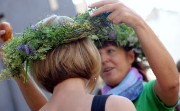 Nepalaid garām! Ielīgošana bibliotēkā ar Pill tīn un balle Ostgalā