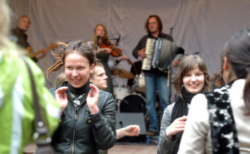 Simts dienas pirms Latvijas simtgades Ventspilī Ostgalā būs īpaša zaļumballe