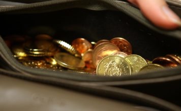 Nodokļu eksperte: Partiju solījumi nodokļu jomā izsauc šermuļus