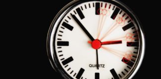 Latvija atbalsta atteikšanos no pārejām uz vasaras un ziemas laiku