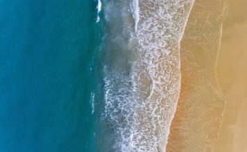 Uzsāk jaunu pludmales ieejas laipu izbūvi