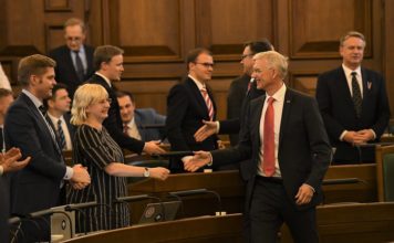 Saeima pieņem 2020. gada valsts budžetu, opozīcijai balsojumā nepiedaloties