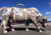 Naudīgais Jupiters un Dampeļu vērsis