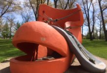 Par Lemberga amatpersonas deklarāciju un iedzīvošanos uz sabiedrības rēķina