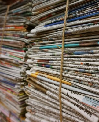 Savāktas gandrīz trīs tonnas makulatūras