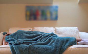 Pandēmija un izjaukts miega režīms – ar to cīnās daudzi. Padomi no miega speciālistiem