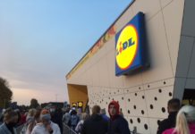 “Lidl” veikali arī turpmāk būs atvērti visiem, tiek pagarināts darba laiks