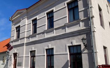 Veiks Ventspils Mākslas skolas jumta nomaiņu