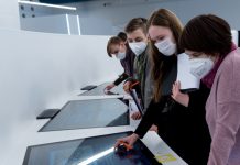 Ventspils skolēni piedalās zinātnes centra “VIZIUM” eksponātu aprobācijā