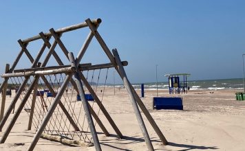 Ventspils Zilā karoga pludmale noslēgs peldsezonu