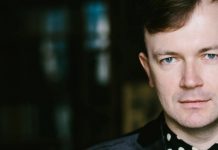 Tikšanās ar dzejnieku Kārli Vērdiņu Ventspils Bērnu bibliotēkā