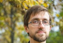 Tikšanās ar rakstnieku un ornitologu Viesturu Ķerus Bērnu bibliotēkā