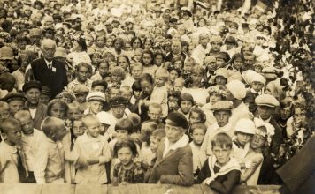 Ventspils muzeja lasītavā par kādas Bitītes dzīvi