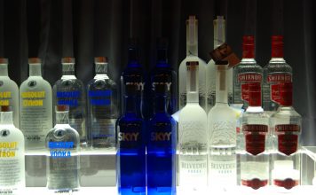 Alkohola mazāka pieejamība nemazinās tā patēriņu, saka tirgotāji