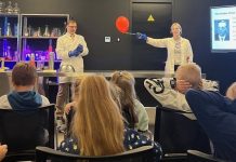 VIZIUM Jauno dabaszinātņu pētnieku centrs aicina skolēnus uz nodarbību “Došanās uz Mēnesi”