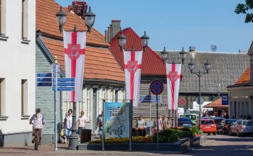 Ventspils pošas krāšņām dzimšanas dienas svinībām