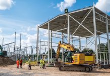 Atzīmēti spāru svētki sinhronā kompensatora stacijai Ventspilī