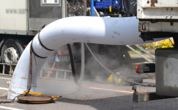 Atjaunos sadzīves kanalizācijas kolektoru